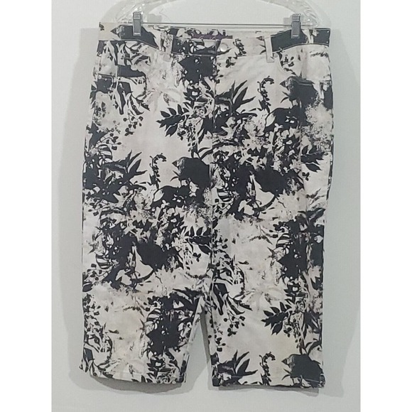 Gloria Vanderbilt Amamda Size 18 Cotton Blend Stretch Foliage Print Capri Pants - Picture 2 of 12
